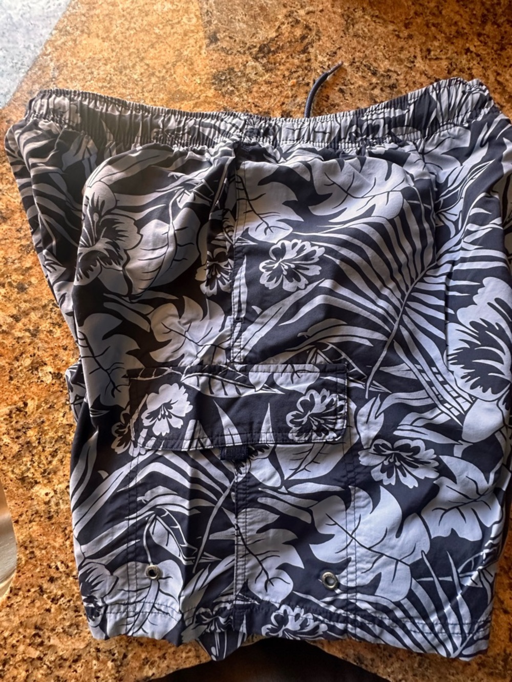FOUR pair Men’s swim trunks - Picture 7 of 12